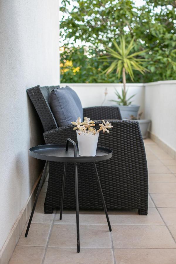 Apartmani Dijana Podgora Exterior photo