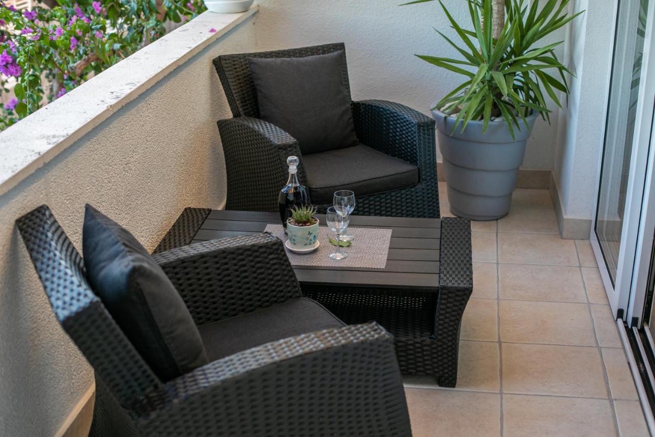 Apartmani Dijana Podgora Exterior photo