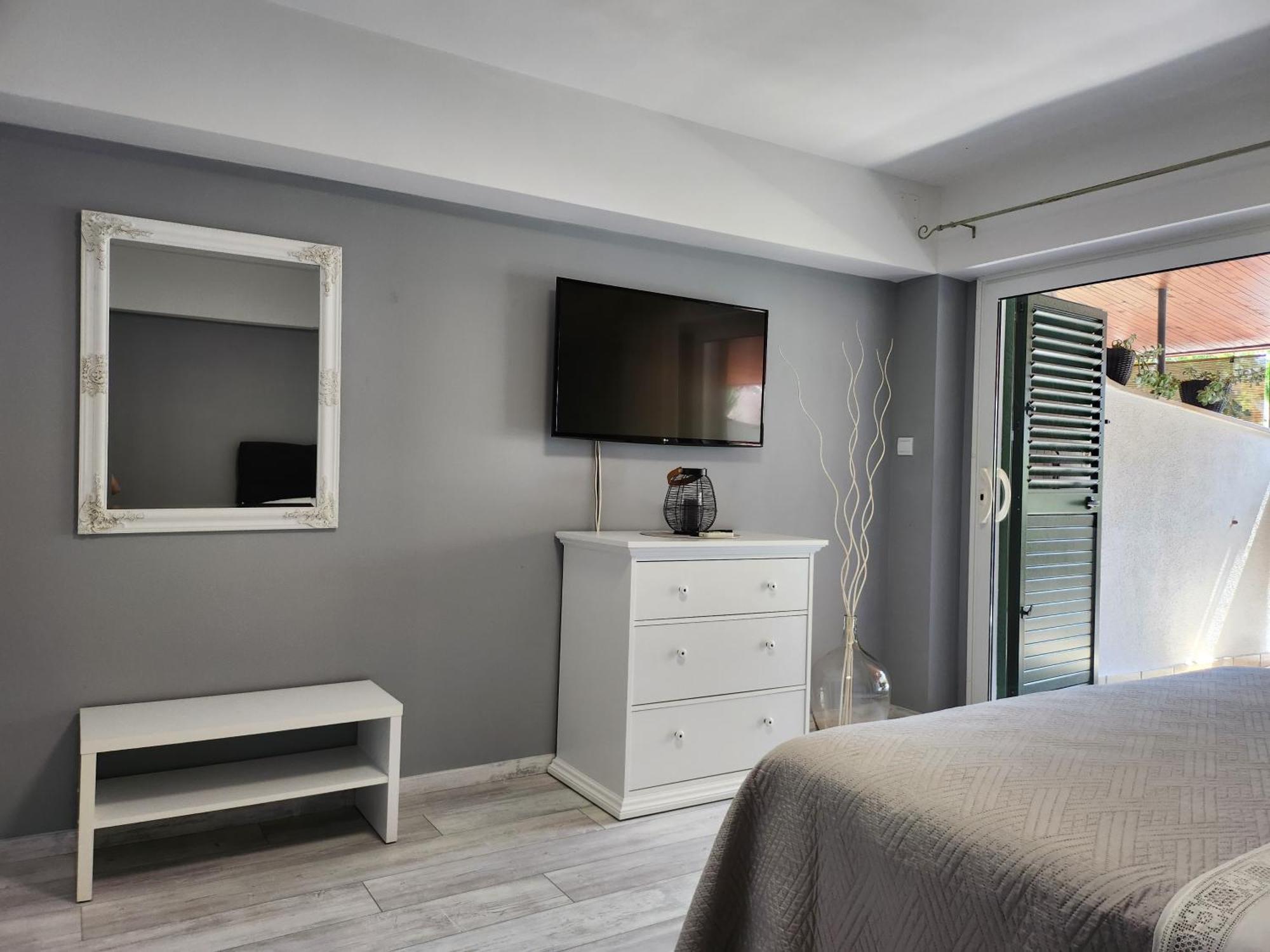 Apartmani Dijana Podgora Exterior photo