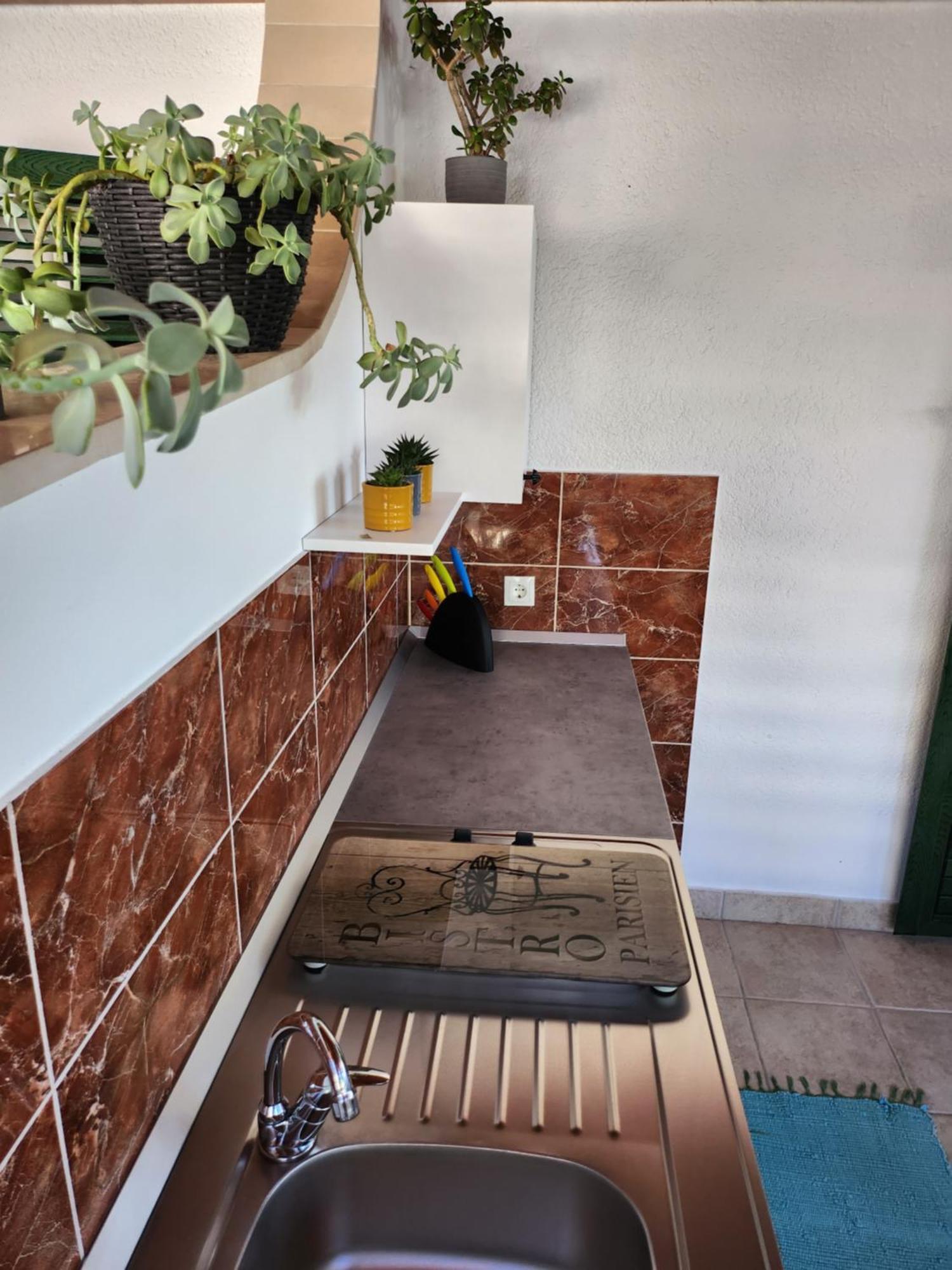 Apartmani Dijana Podgora Exterior photo